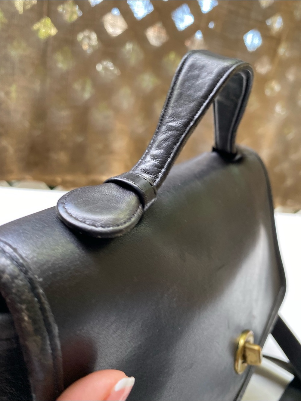 Authentic Coach Vintage Classic Black Leather Top-Handle with strap - Picture 4 of 10